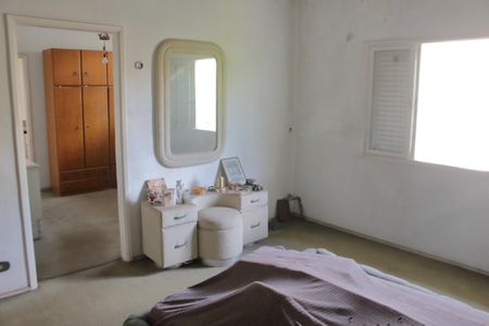 Casa à venda com 348m², 3 quartos e 2 vagasSuíte 1