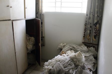 Casa à venda com 348m², 3 quartos e 2 vagasQuarto de Serviço