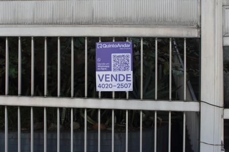 Casa à venda com 348m², 3 quartos e 2 vagasPlaca