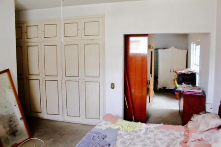 Casa à venda com 348m², 3 quartos e 2 vagasQuarto 2