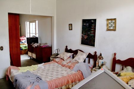 Casa à venda com 348m², 3 quartos e 2 vagasQuarto 2