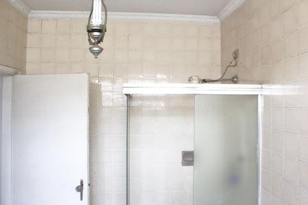 Casa à venda com 348m², 3 quartos e 2 vagasBanheiro da Suíte 1