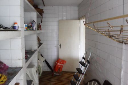 Casa à venda com 348m², 3 quartos e 2 vagasDespensa