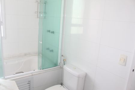 Apartamento à venda com 156m², 3 quartos e 4 vagasBanheiro da Suíte 3