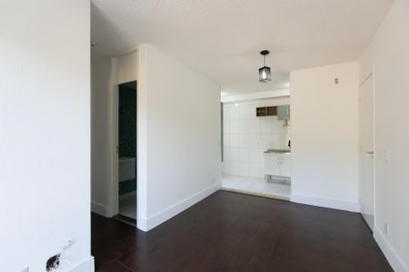 Apartamento à venda com 47m², 2 quartos e 1 vaga Apartamento à venda com 47m², 2 quartos e 1 vagaSala