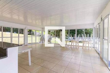 Apartamento à venda com 47m², 2 quartos e 1 vaga Apartamento à venda com 47m², 2 quartos e 1 vagaÁrea comum - Salão de festas