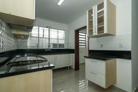 Casa à venda com 255m², 3 quartos e 4 vagasCozinha