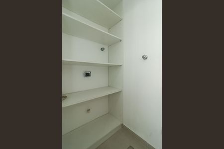 Casa à venda com 255m², 3 quartos e 4 vagasDispensa