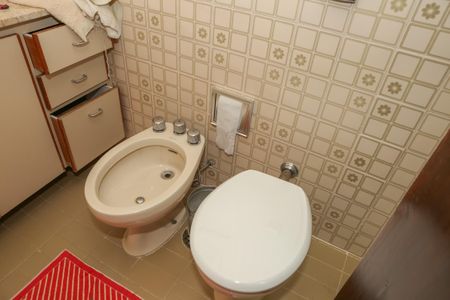 Apartamento à venda com 103m², 3 quartos e 1 vaga Apartamento à venda com 103m², 3 quartos e 1 vagaBanheiro Social