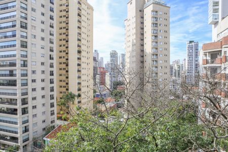 Apartamento à venda com 103m², 3 quartos e 1 vaga Apartamento à venda com 103m², 3 quartos e 1 vagaVista do Quarto 2
