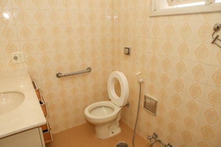 Apartamento à venda com 103m², 3 quartos e 1 vaga Apartamento à venda com 103m², 3 quartos e 1 vagaBanheiro da Suíte