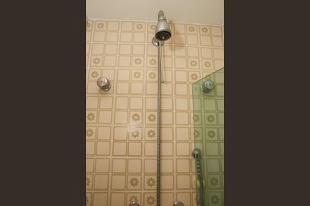 Apartamento à venda com 103m², 3 quartos e 1 vaga Apartamento à venda com 103m², 3 quartos e 1 vagaBanheiro Social