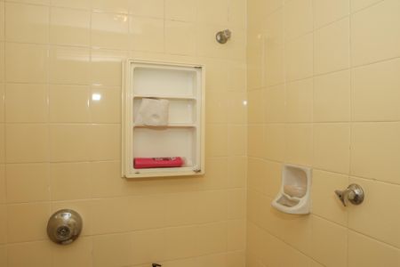 Apartamento à venda com 103m², 3 quartos e 1 vaga Apartamento à venda com 103m², 3 quartos e 1 vagaBanheiro de serviço