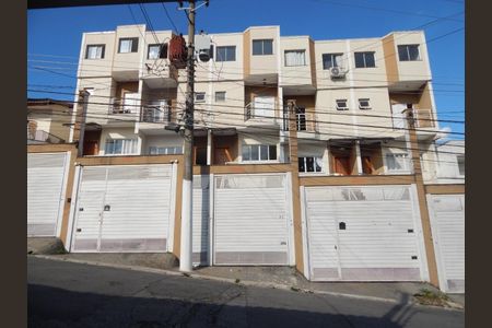 Casa à venda com 300m², 3 quartos e 6 vagas Casa à venda com 300m², 3 quartos e 6 vagasFoto 01