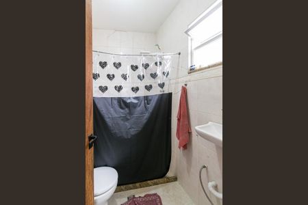 Casa à venda com 110m², 3 quartos e 1 vaga Casa à venda com 110m², 3 quartos e 1 vagaBanheiro da Suíte