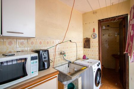 Casa à venda com 209m², 4 quartos e 2 vagas Casa à venda com 209m², 4 quartos e 2 vagasÁrea de serviço