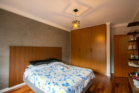 Casa à venda com 209m², 4 quartos e 2 vagas Casa à venda com 209m², 4 quartos e 2 vagasQuarto 2