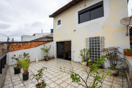 Casa à venda com 209m², 4 quartos e 2 vagas Casa à venda com 209m², 4 quartos e 2 vagasVaranda da sala
