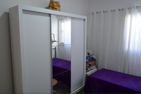 Casa de condomínio à venda com 180m², 3 quartos e 1 vaga Casa de condomínio à venda com 180m², 3 quartos e 1 vagaQuarto 1