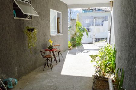 Casa de condomínio à venda com 180m², 3 quartos e 1 vaga Casa de condomínio à venda com 180m², 3 quartos e 1 vagaGaragem