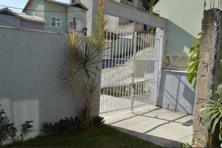 Casa de condomínio à venda com 180m², 3 quartos e 1 vaga Casa de condomínio à venda com 180m², 3 quartos e 1 vagaGaragem