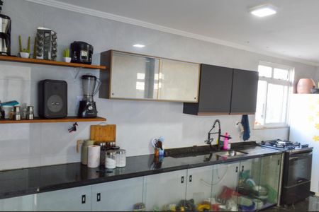 Casa de condomínio à venda com 180m², 3 quartos e 1 vaga Casa de condomínio à venda com 180m², 3 quartos e 1 vagaCozinha