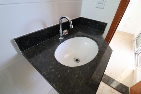 Apartamento para alugar com 59m², 2 quartos e 1 vagaBanheiro do Quarto 2