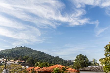 Casa de condomínio à venda com 320m², 4 quartos e 2 vagas Casa de condomínio à venda com 320m², 4 quartos e 2 vagasVista da Suíte