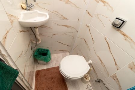 Apartamento à venda com 112m², 2 quartos e sem vaga Apartamento à venda com 112m², 2 quartos e sem vagaBanheiro de Serviço