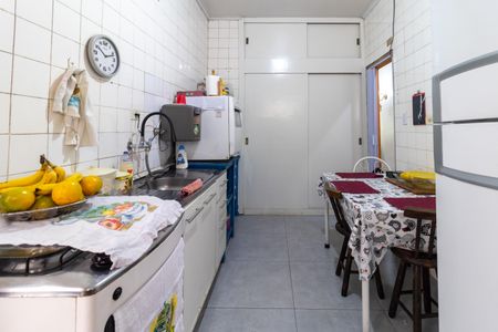 Apartamento à venda com 112m², 2 quartos e sem vaga Apartamento à venda com 112m², 2 quartos e sem vagaCozinha