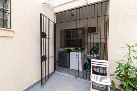 Apartamento à venda com 112m², 2 quartos e sem vaga Apartamento à venda com 112m², 2 quartos e sem vagaQuintal