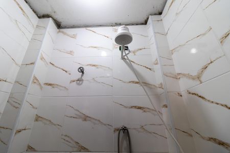 Apartamento à venda com 112m², 2 quartos e sem vaga Apartamento à venda com 112m², 2 quartos e sem vagaBanheiro de Serviço