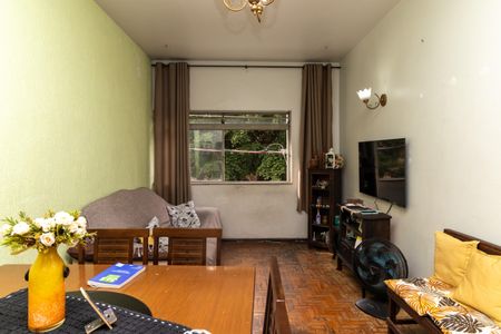 Apartamento à venda com 112m², 2 quartos e sem vaga Apartamento à venda com 112m², 2 quartos e sem vagaSala