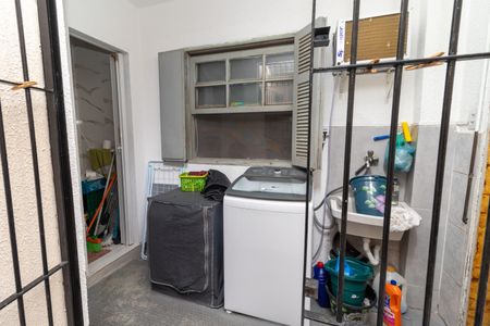 Apartamento à venda com 112m², 2 quartos e sem vaga Apartamento à venda com 112m², 2 quartos e sem vagaÁrea de Serviço