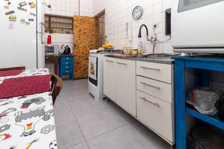Apartamento à venda com 112m², 2 quartos e sem vaga Apartamento à venda com 112m², 2 quartos e sem vagaCozinha