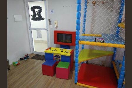 Apartamento à venda com 61m², 2 quartos e 1 vaga Apartamento à venda com 61m², 2 quartos e 1 vagaÁrea Comum - Playground