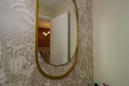 Casa de condomínio à venda com 230m², 4 quartos e 3 vagas Casa de condomínio à venda com 230m², 4 quartos e 3 vagasLavabo