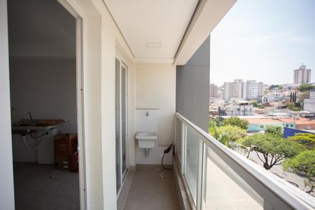 Apartamento à venda com 38m², 2 quartos e 1 vaga Apartamento à venda com 38m², 2 quartos e 1 vagaVARANDA E ÁREA DE SERVIÇO