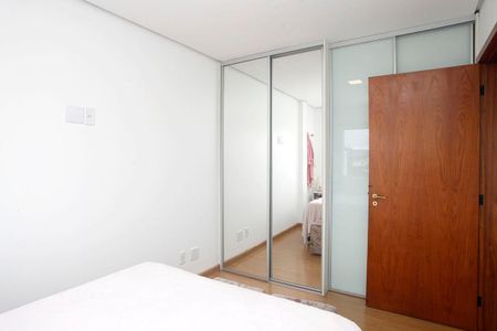 Apartamento à venda com 72m², 2 quartos e 1 vagaQuarto 1