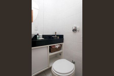 Apartamento à venda com 72m², 2 quartos e 1 vagaBanheiro 2