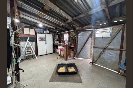 Casa à venda com 54m², 2 quartos e 4 vagasArea de serviço