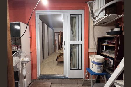 Casa à venda com 54m², 2 quartos e 4 vagasArea de serviço