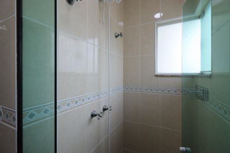 Casa à venda com 207m², 3 quartos e 4 vagasBanheiro da Suíte