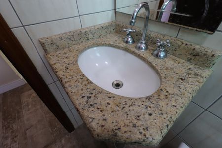 Casa à venda com 207m², 3 quartos e 4 vagasBanheiro Social - Pia