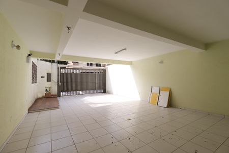 Casa à venda com 207m², 3 quartos e 4 vagasGaragem
