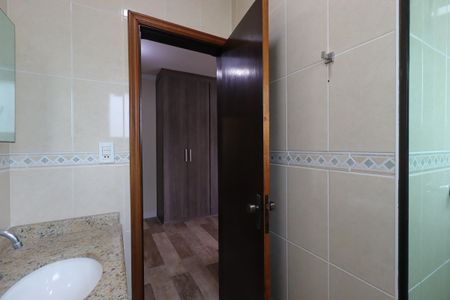 Casa à venda com 207m², 3 quartos e 4 vagasBanheiro da Suíte