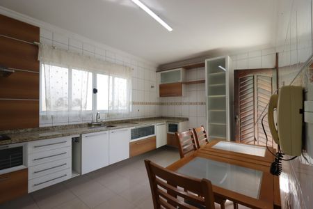 Casa à venda com 207m², 3 quartos e 4 vagasCozinha