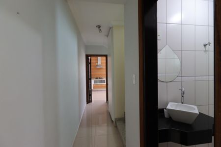 Casa à venda com 207m², 3 quartos e 4 vagasCorredor do primeiro piso