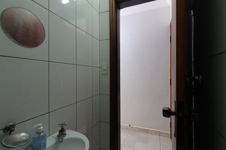 Casa à venda com 207m², 3 quartos e 4 vagasLavabo 2