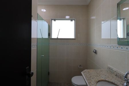 Casa à venda com 207m², 3 quartos e 4 vagasBanheiro da Suíte